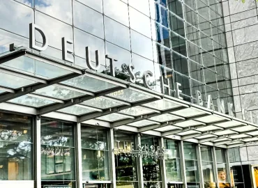 Deutsche Bank reflektiert über Epstein-Verbindungen