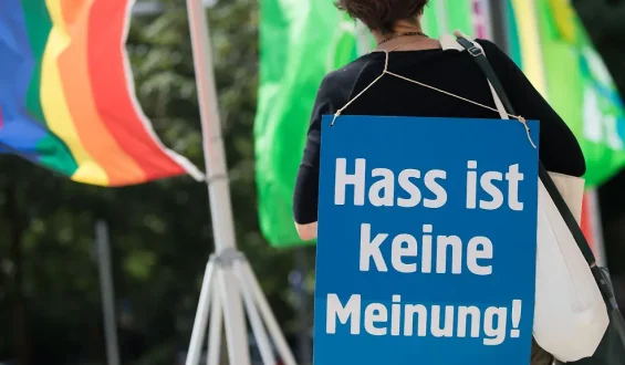 Politische Debattenkultur unter Druck