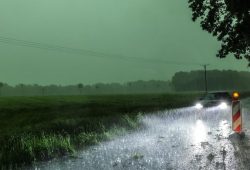 Gewitter sorgen für zahlreiche Einsätze im Norden und Westen
