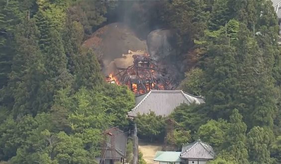 Tempel mit Ewiger Flamme auf Miyajima: Brand zerstört Reikado-Halle