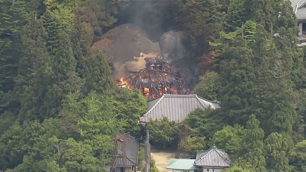 Tempel mit Ewiger Flamme auf Miyajima: Brand zerstört Reikado-Halle
