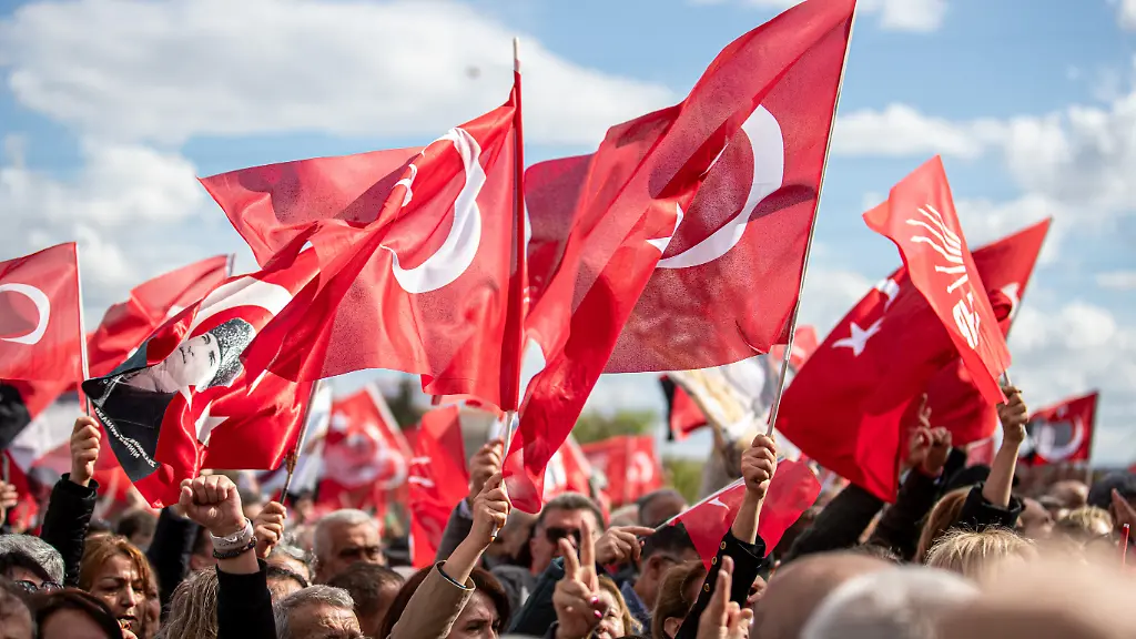 Bürgermeister der türkischen Opposition in Izmir festgenommen