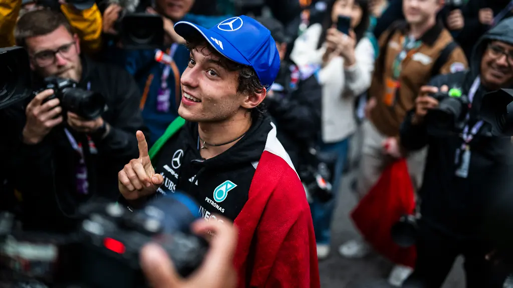 Formel-1: Ein Erfolgswochenende für Kimi Antonelli und Lewis Hamilton
