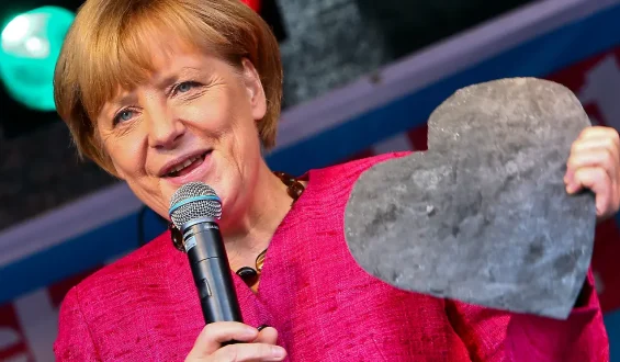 Mehr Toleranz und Mitte in der politischen Debatte gefordert
