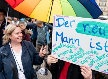 Demonstrationen am Vatertag: Gegen Gewalt an Frauen
