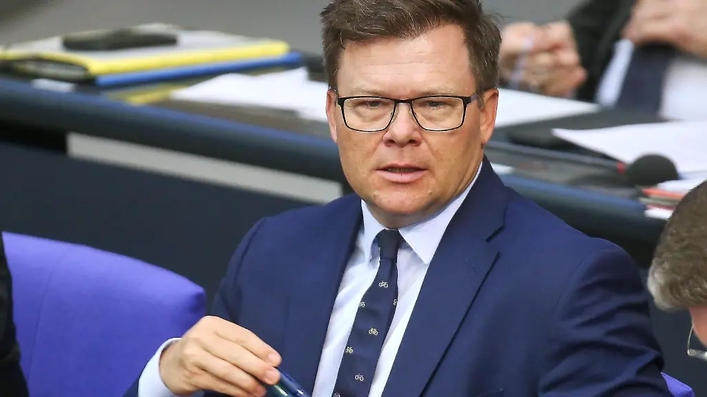 Einweg-Vapes: Umweltminister kündigt Verbot an
