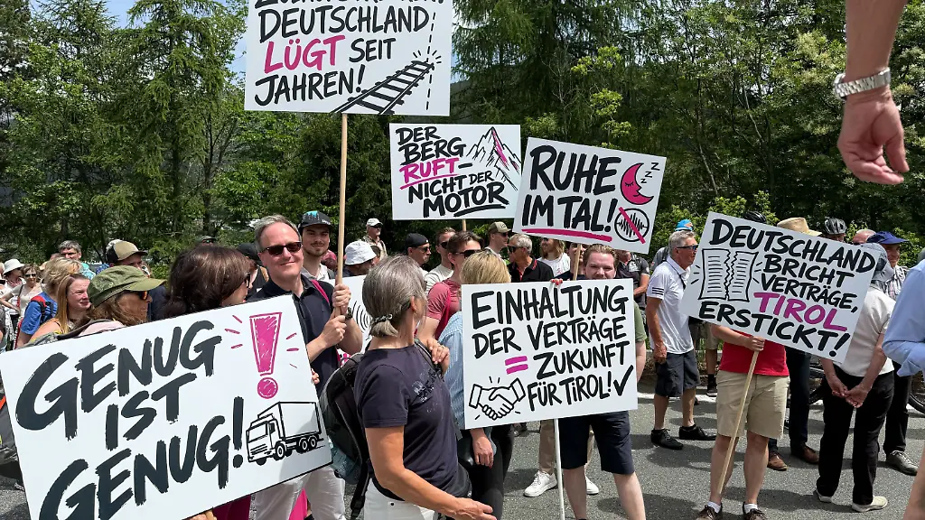 Brenner-Sperrung: Proteste gegen Verkehrsflut und Forderungen nach Veränderung
