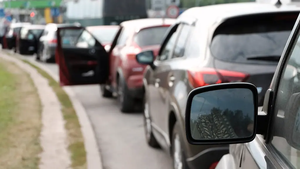 Tipps für lange Autofahrten mit Staugefahr