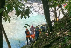 Österreichische Touristen sterben beim Brückeneinsturz in Indonesien