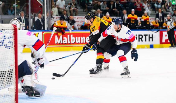 Deutschland feiert Tor-Sieg bei der Eishockey-WM gegen Großbritannien