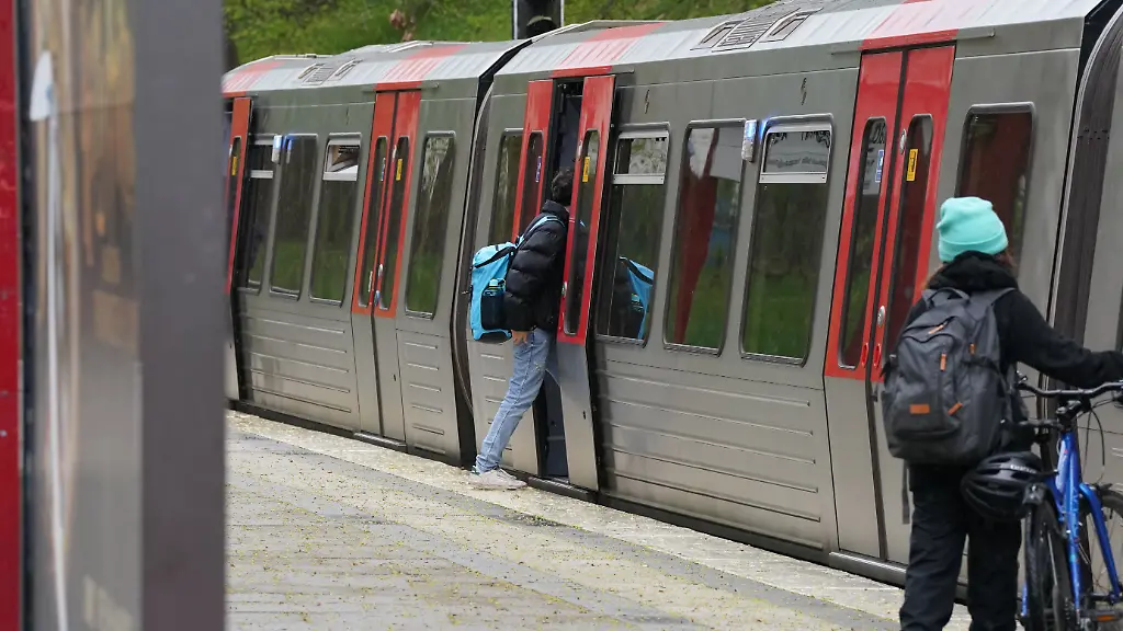 CDU plant Umstellung auf Deutschlandticket für Bürgergeld-Empfänger