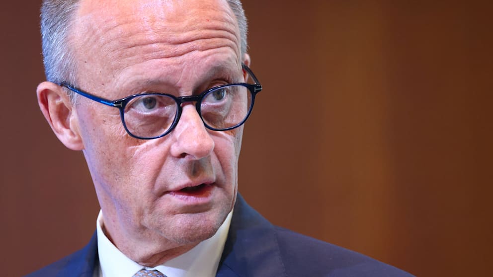 Berliner Justiz fordert Millionen von Merz