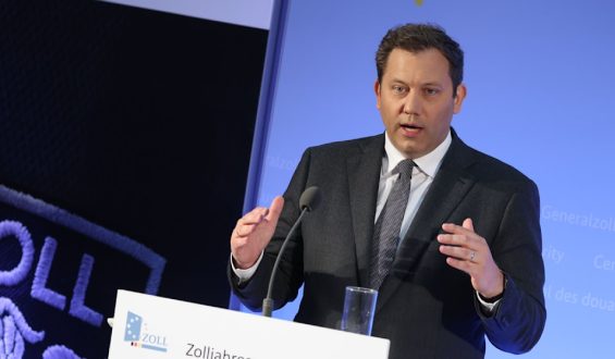 Wie viel Netto bleibt von einem verdienten Euro?
