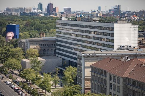 Schließung des Hauptgebäudes der TU Berlin wegen Baumängeln