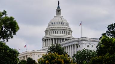US-Senat beschränkt Trumps Befugnisse im Iran-Konflikt