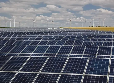 Energiepreise im Fokus: Auswirkungen von Konflikten und erneuerbaren Energien