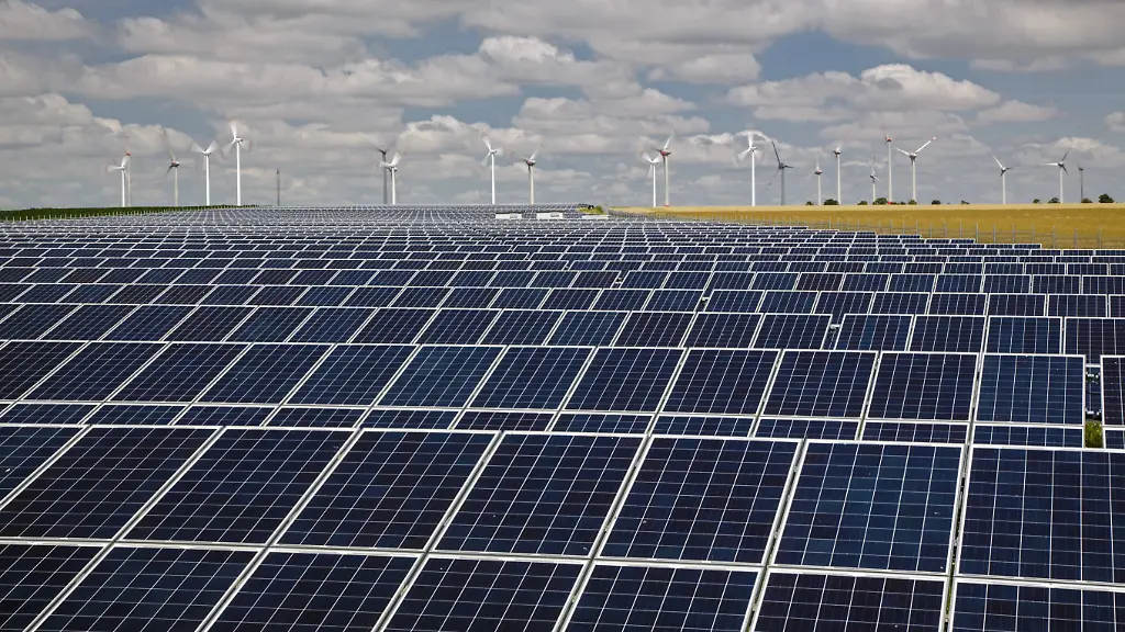 Energiepreise im Fokus: Auswirkungen von Konflikten und erneuerbaren Energien