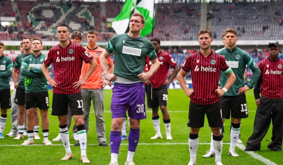Hannover 96 verabschiedet zehn Spieler