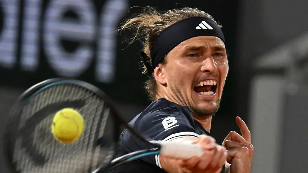 Zverev erreicht das Achtelfinale der French Open