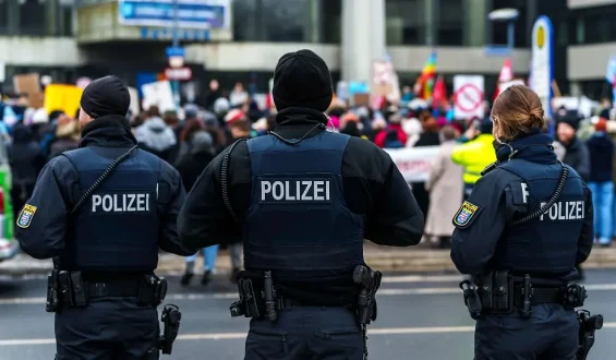 Emotionale Belastung im Beruf: Bewältigungsstrategien und Unterstützung