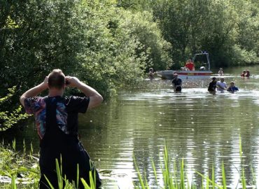 Tragisches Unglück in Ostfriesland: 13-jähriges Mädchen ertrinkt