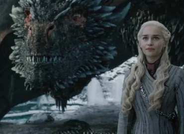 Emilia Clarke klärt über Gehaltsgerüchte bei “Game of Thrones” auf
