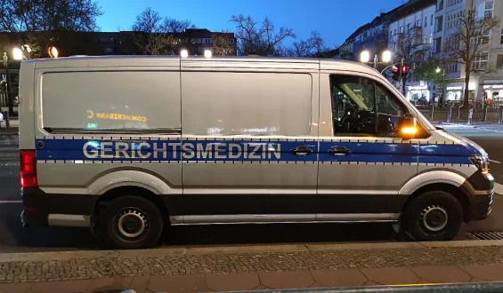 Verdächtiger im Rollstuhl: 84-Jähriger soll in Berlin seine Frau erschossen haben