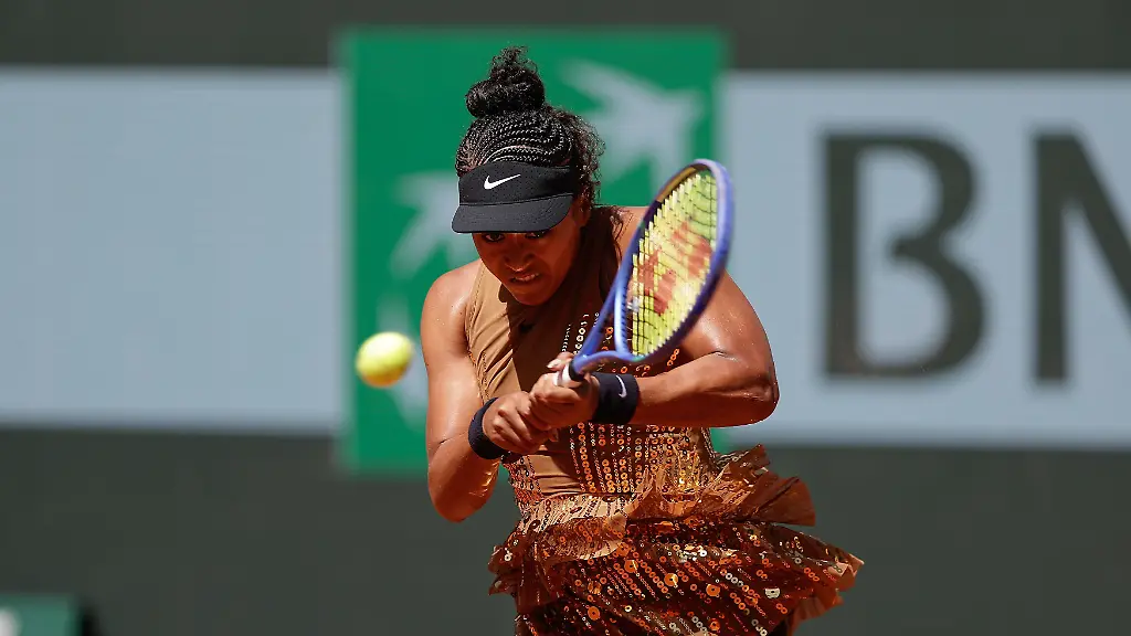 Naomi Osakas Auftritt bei den French Open: Fashion und Tennis im Fokus