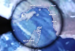 Spannungen im Golf von Oman eskalieren: US-Angriff auf Frachtschiff