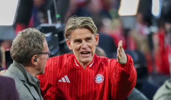Tornike Kwarazchelia spielt beim FC Bayern vor