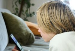 G7-Digitalminister einigen sich auf Grundsätze zum Schutz von Minderjährigen