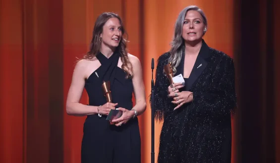Deutscher Filmpreis: „In die Sonne schauen“ triumphiert mit zehn Auszeichnungen