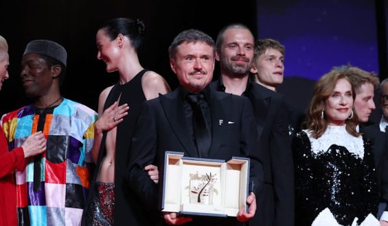 Cristian Mungiu als Sieger in Cannes