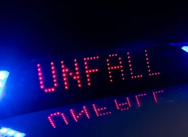 Unfall auf der Autobahn: Verantwortung bei hoher Geschwindigkeit