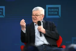 Joschka Fischer warnt vor AfD-Koalition
