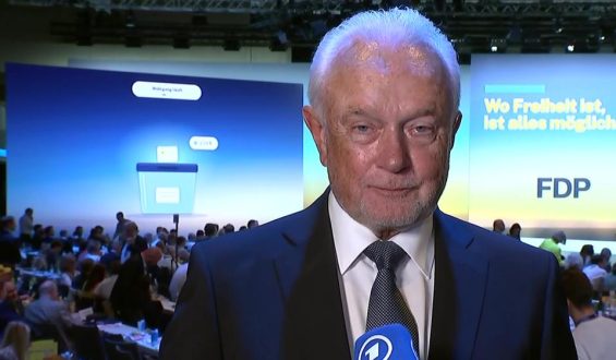 Interview mit Wolfgang Kubicki nach seiner Wahl zum FDP-Chef
