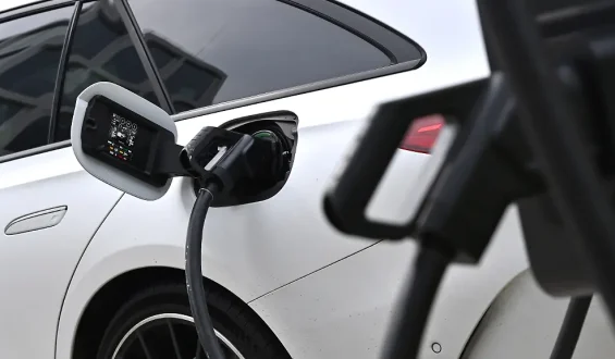 Steigende Umsteigerquoten bei E-Autos in Deutschland