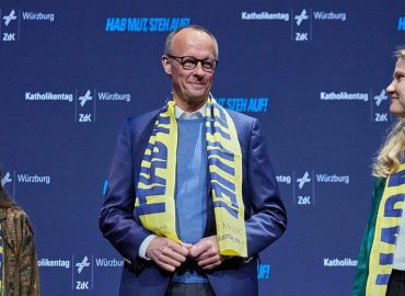 Bundeskanzler Merz räumt Schwächen ein und verteidigt Demokratie