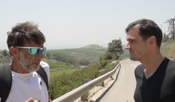 Kampfzone Südlibanon: Interview von Raketen unterbrochen