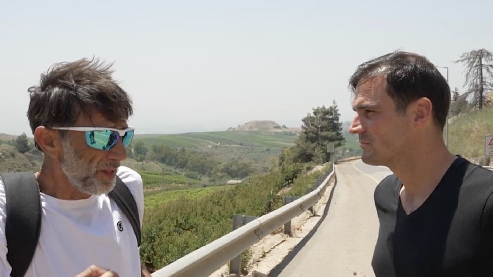 Kampfzone Südlibanon: Interview von Raketen unterbrochen