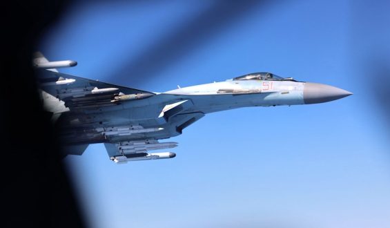 Russische Kampfjets und britisches Militärflugzeug: Ein gefährlicher Vorfall über dem Schwarzen Meer
