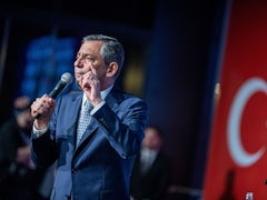 Proteste in Izmir nach Absetzung des CHP-Chefs