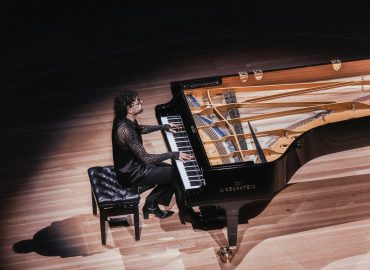 Pianist Sofiane Pamart: Inszenierung und Musik