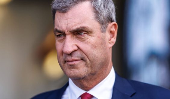 Söder fordert Einschnitte bei staatlichen Leistungen