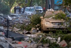 Russische Angriffe auf Kiew verursachen schwere Schäden