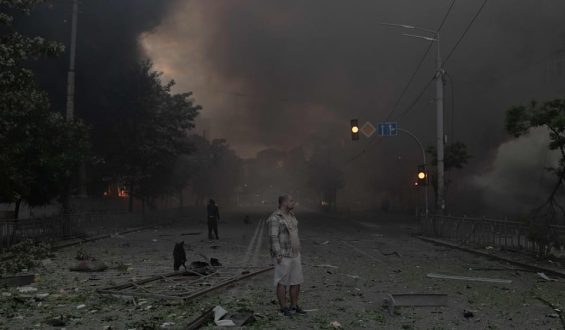 Russland warnt Diplomaten und setzt Kiew erneut unter Beschuss