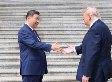 Xi warnt vor Konflikt mit USA Trump zögert bei wichtiger Waffenlieferung an Taiwan