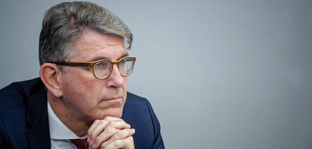 Staatskontrolle über Internetplattformen diskutiert