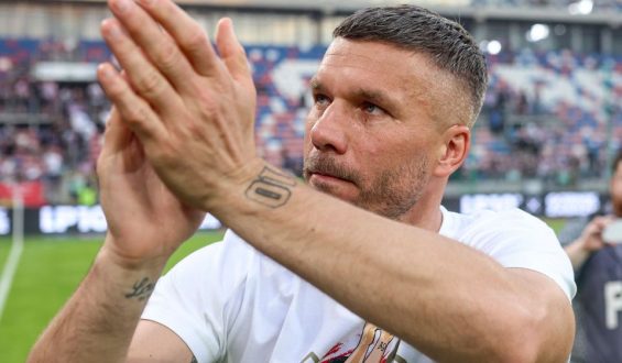 Vom Gamer zum Clubbesitzer: Lukas Podolskis neuer Weg