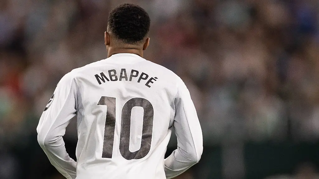 Kylian Mbappé konfrontiert Marine Le Pen und die Rechte